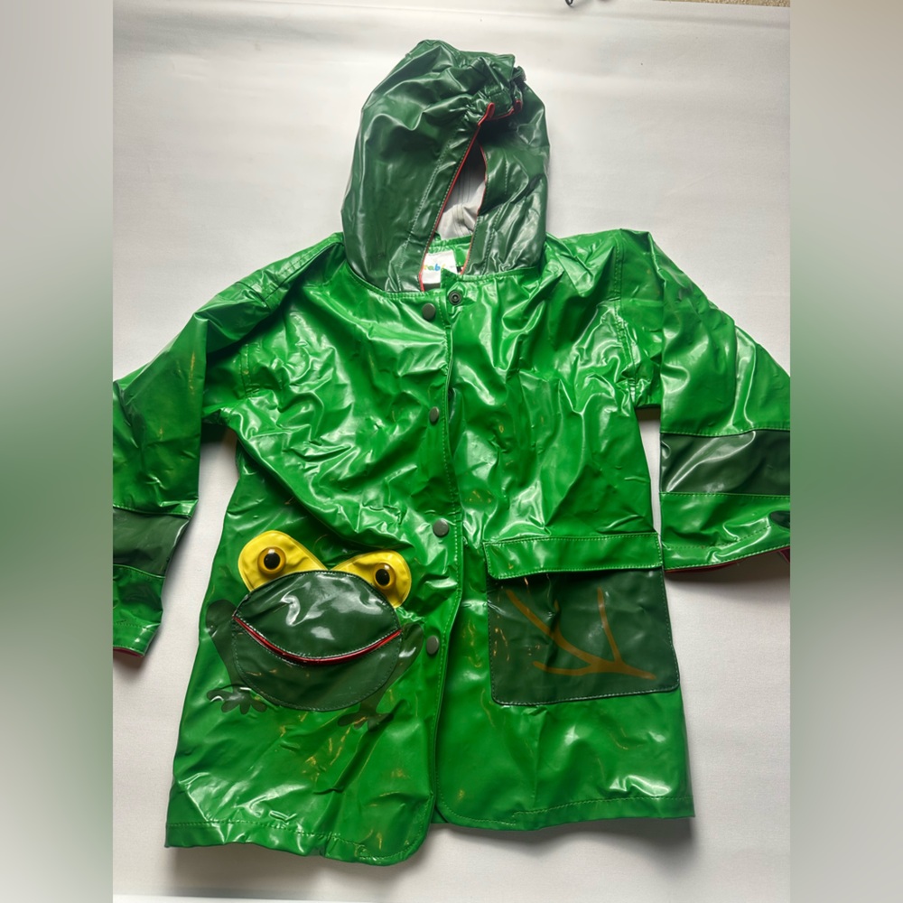 Green frog Raincoat size 4t